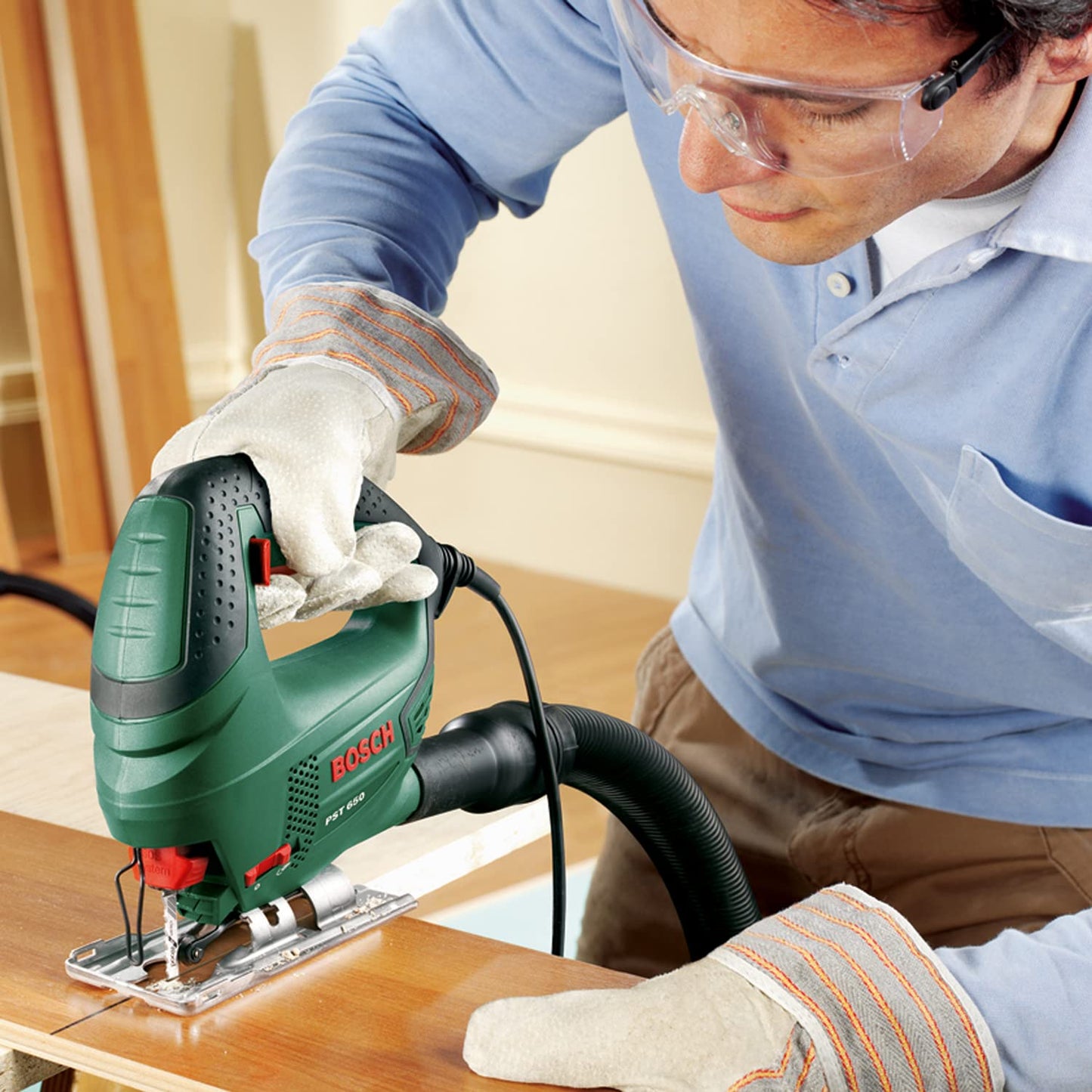 Bosch Stichsäge (PST 650): 500 Watt, Schnitttiefe in Stahl/Holz 4mm/65mm, im Koffer